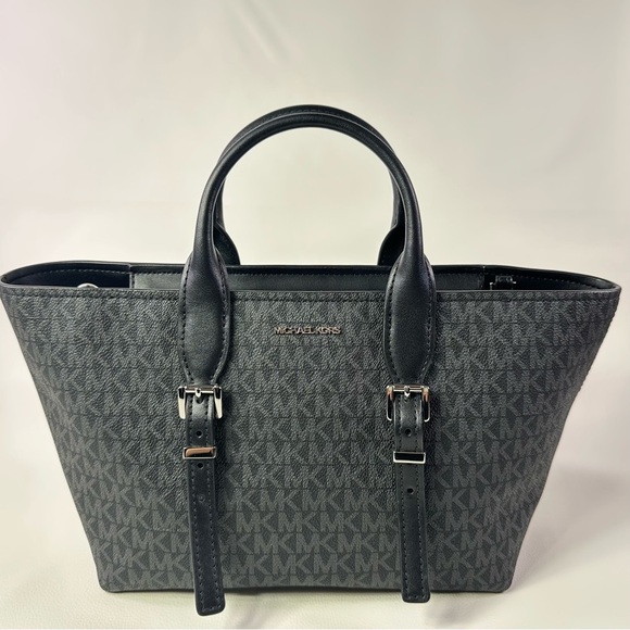 NEW Women’s Michael Kors Moore Medium Satchel Black - Picture 1 of 8
